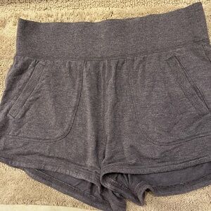 EUC Athleta grey pull-on shorts